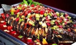 阿伟地摊烤鱼爆料视频,揭秘街头美食背后的故事